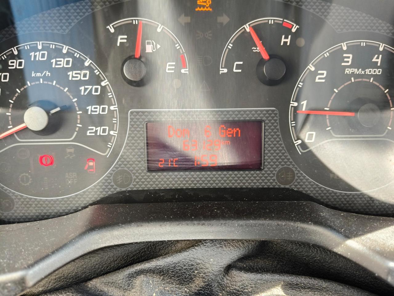 Fiat Fiorino Cargo 1.3 M-Jet 95CV Adventure