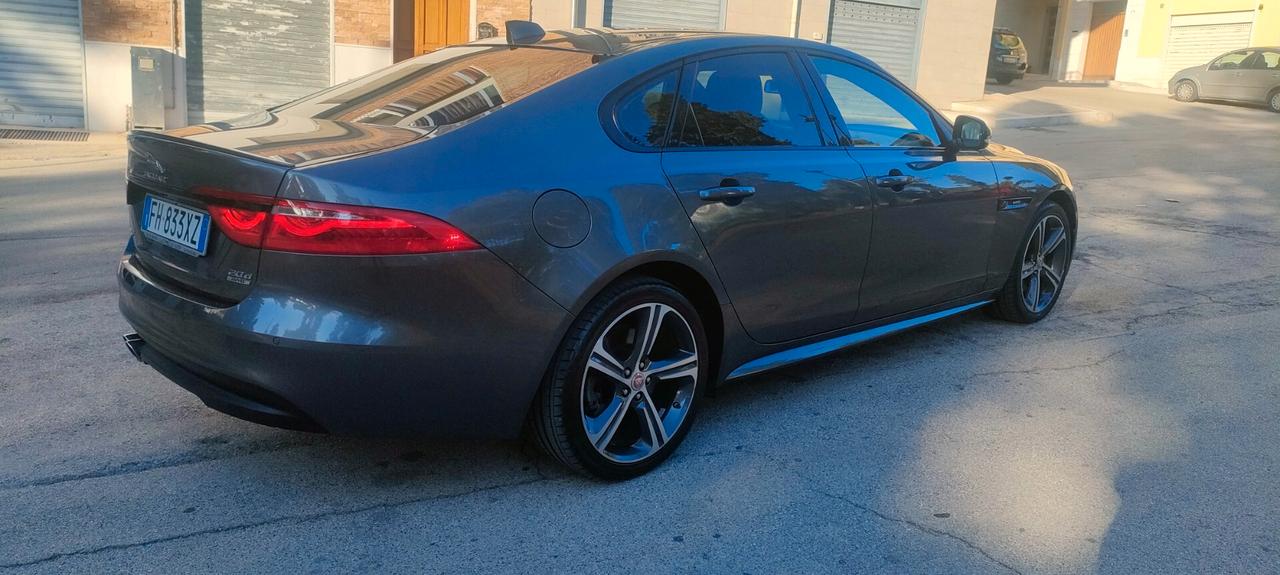 Jaguar XF 2.0 D 180 CV R-Sport