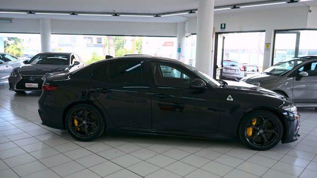 ALFA ROMEO Giulia 2.9 T V6 Quadrifoglio MANUALE TIRATURA LIMITATA