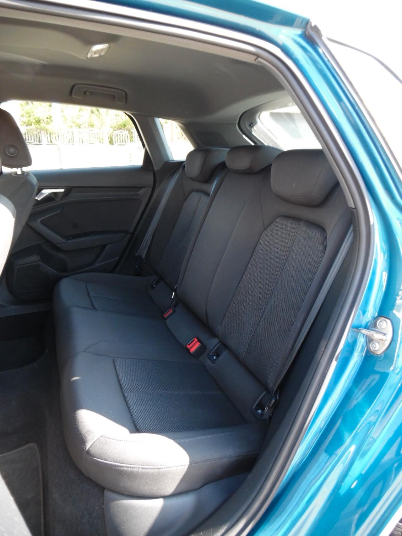 Audi A3 SPB 30 2.0TDI Business