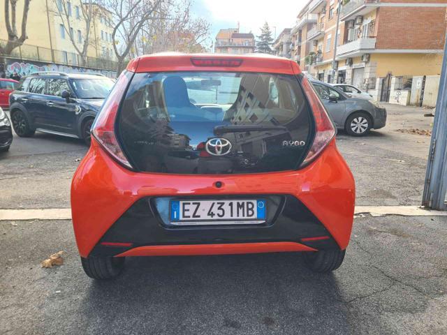 TOYOTA Aygo 1.0 VVT-i 69 CV 5 porte x-play