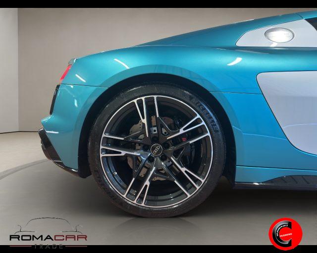 AUDI R8 Coupé V10 RWD S tronic performance