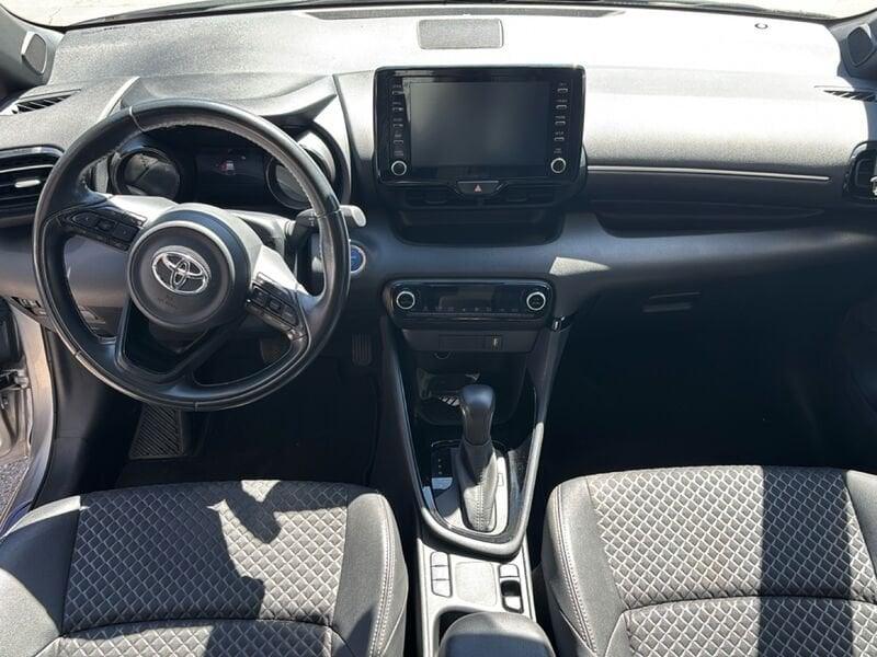 Toyota Yaris Hybrid Lounge MY22