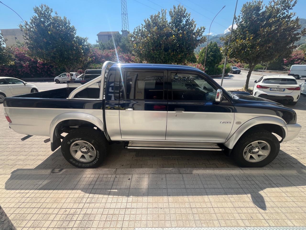 Mitsubishi L200 2.5 TDI 4WD Club Cab Pup. GLS Targ.