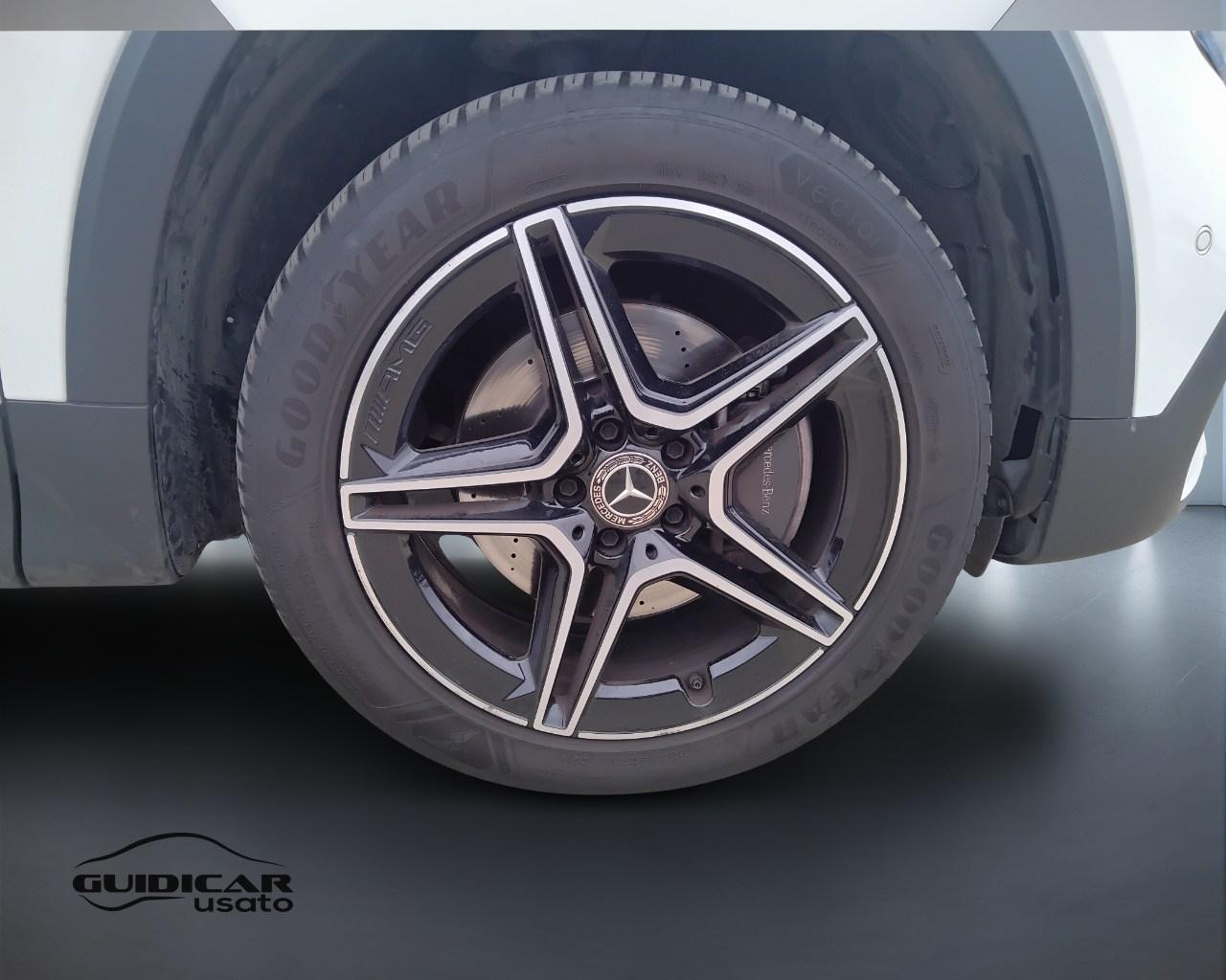 Mercedes-Benz GLB - X247 2019 - GLB 200 d Premium auto