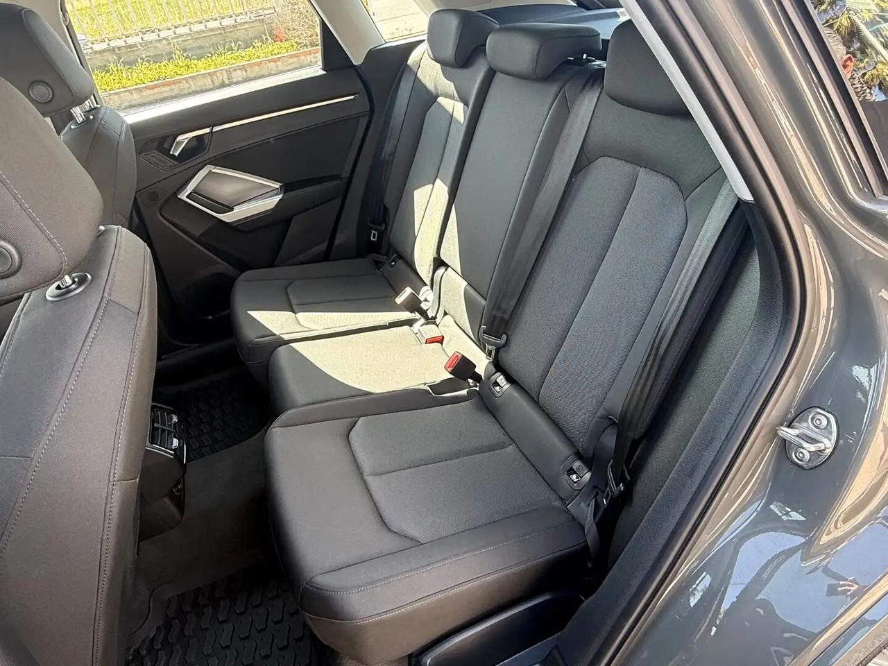 Audi Q3 35 TDI quattro S line edition