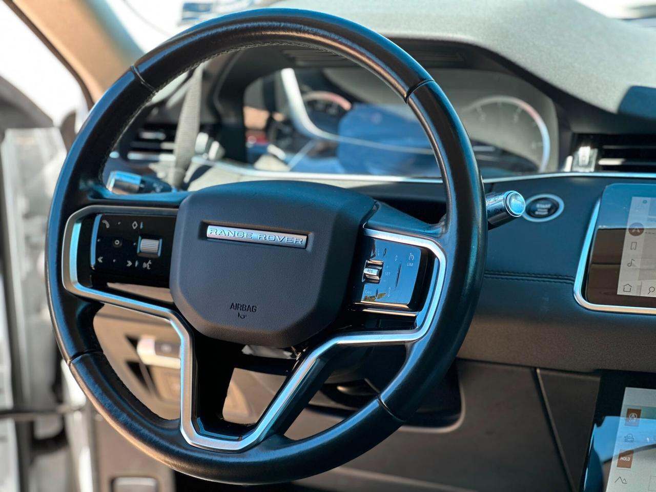 Land Rover Range Evoque 2.0D Auto R-Dynamic