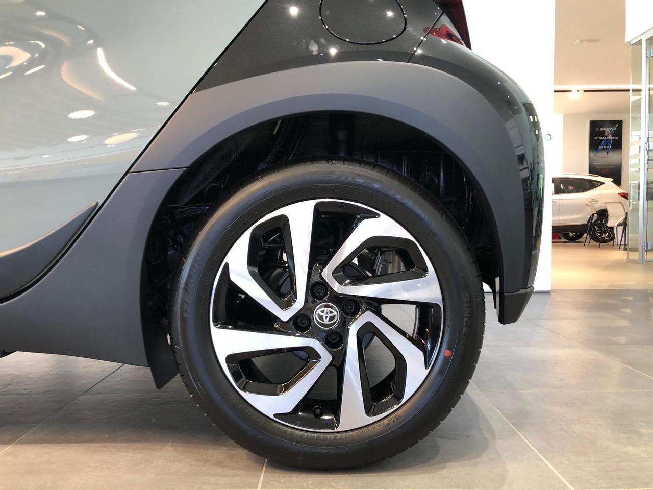 Toyota Aygo X 1.0 VVTI 72CV MT Benzina Trend