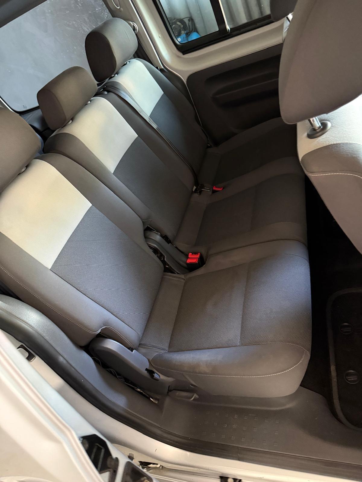 Volkswagen Caddy 2.0 Ecofuel 5p. Highline Maxi