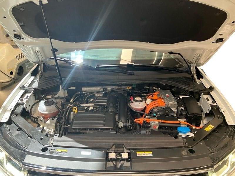 Volkswagen Tiguan 1.4 TSI eHYBRID DSG R-Line
