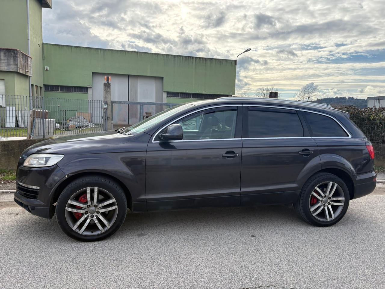 Audi Q7 3.0 V6 TDI 233CV quattro tiptronic 270.000 KM
