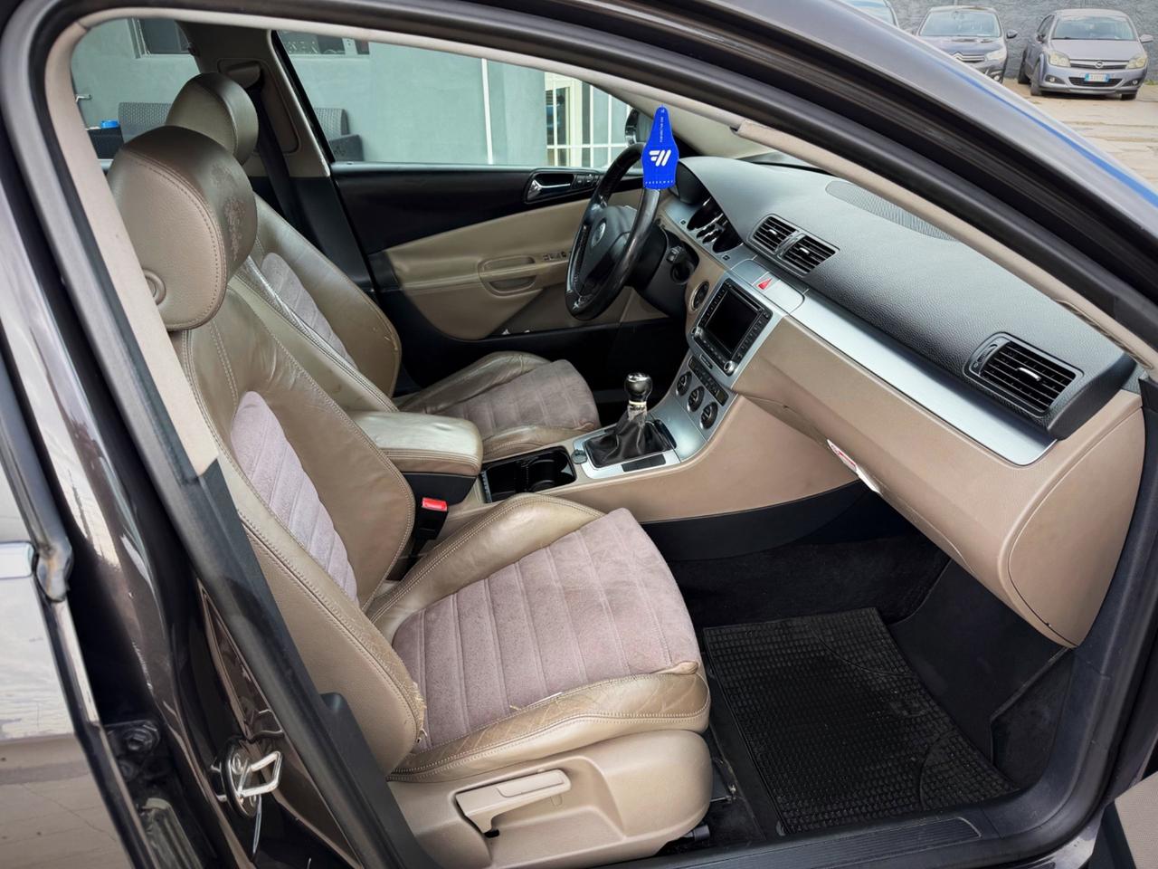 Volkswagen Passat 2.0 TDI DPF Var. Highline