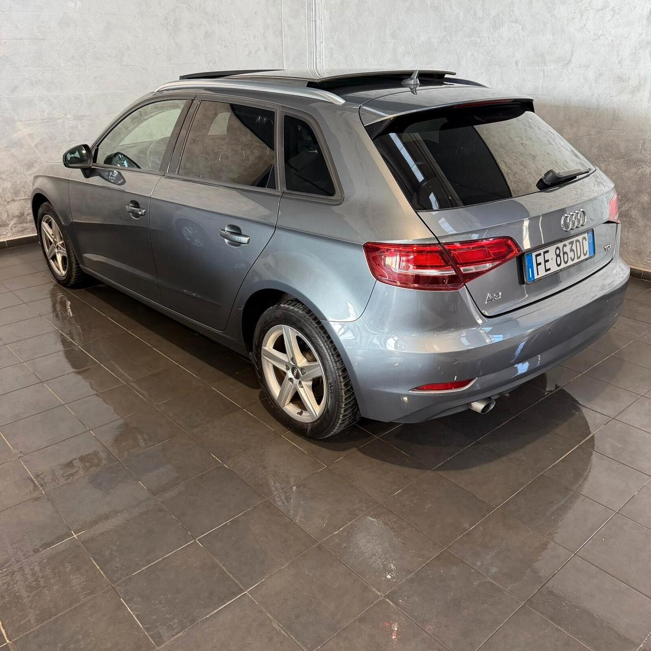 Audi A3 SPB 1.6 TDI S-TRONIC