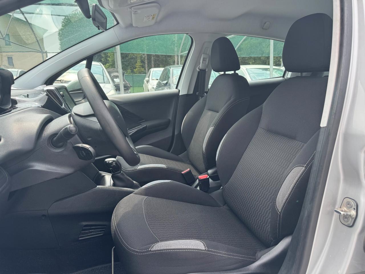 Peugeot 208 PureTech 82 5 porte Access