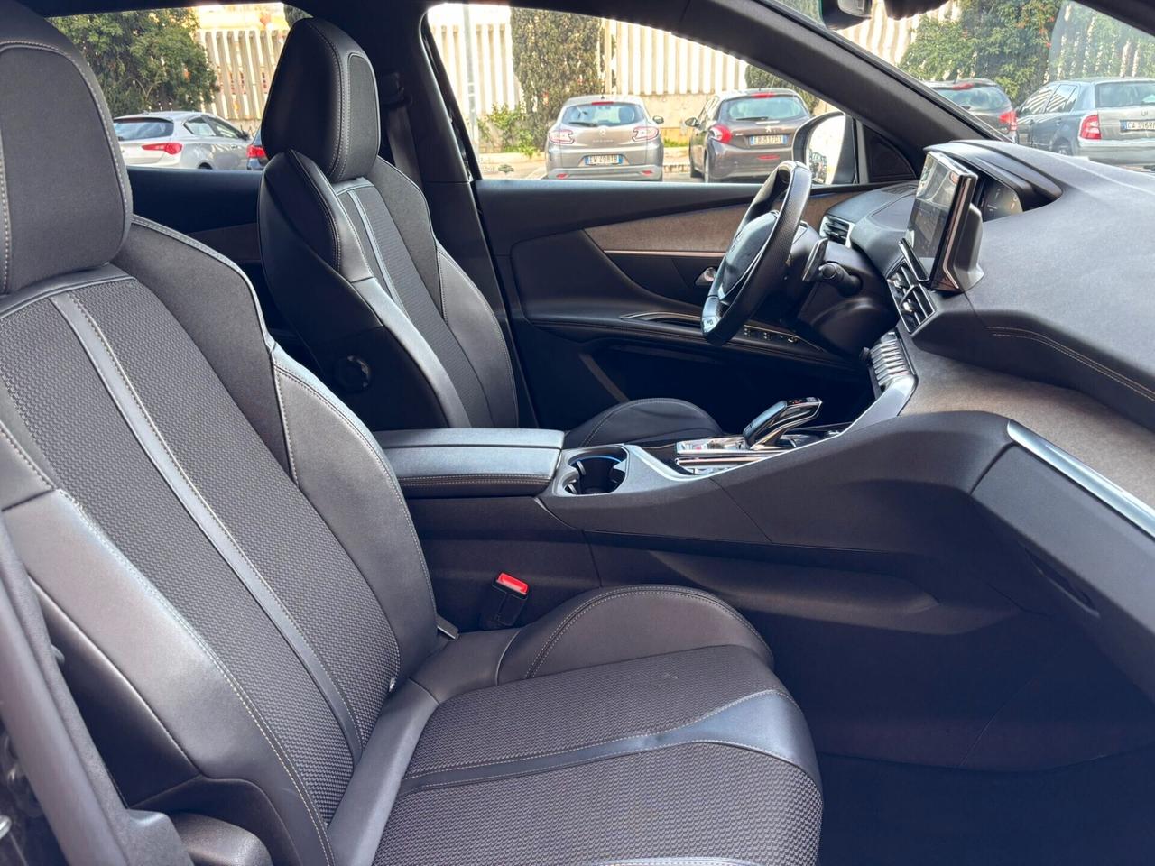 Peugeot 3008 1.2 PureTech Turbo 130 S&S EAT8 GT