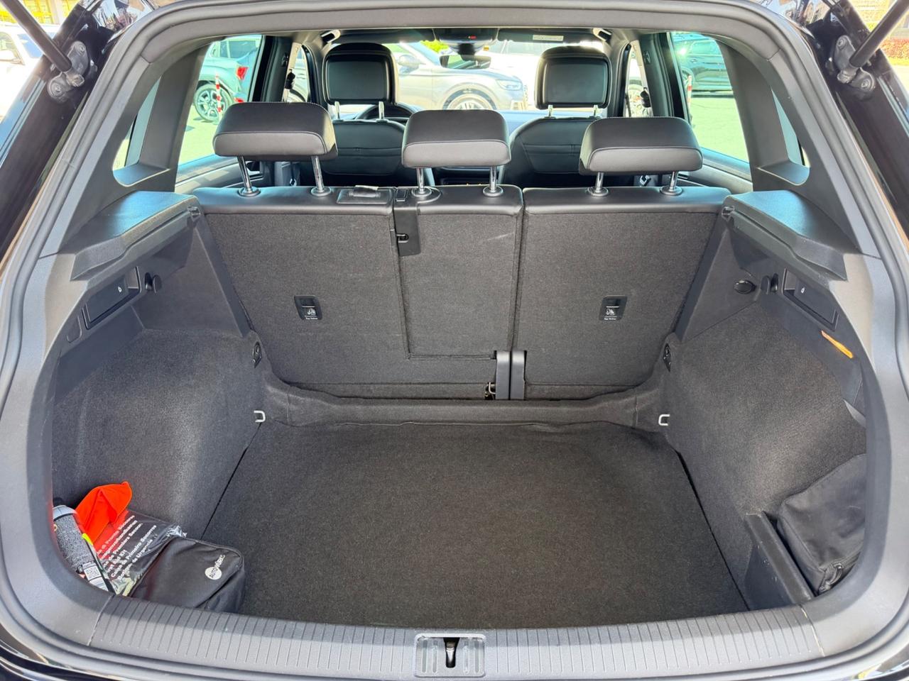 Volkswagen Tiguan 2.0 TDI 150 CV SCR DSG 4MOTION R-Line