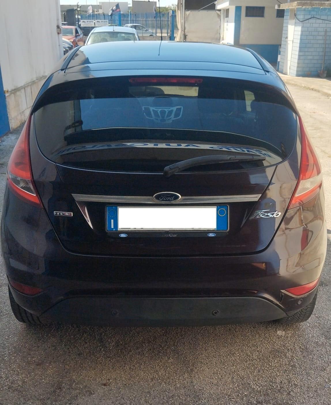 Ford Fiesta 1.4 TDCi 70CV 3 porte Titanium