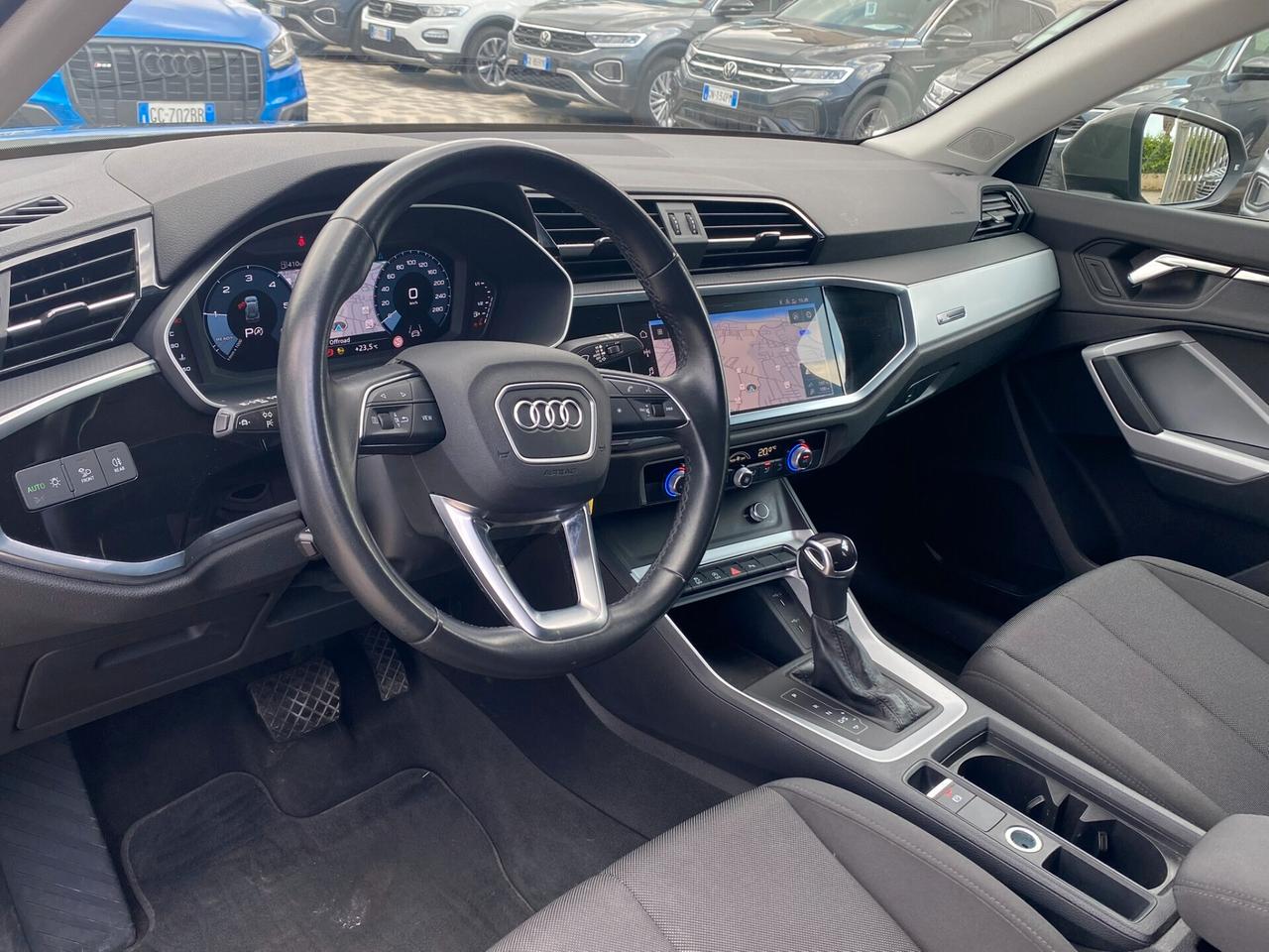Audi Q3 Business 2.0 TDI 150CV s-tronic 35