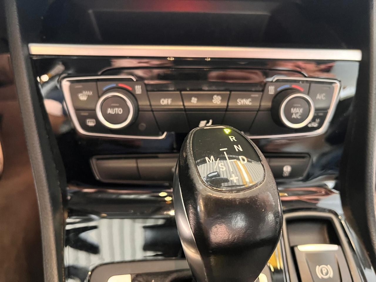 Bmw 218 218d Advantage