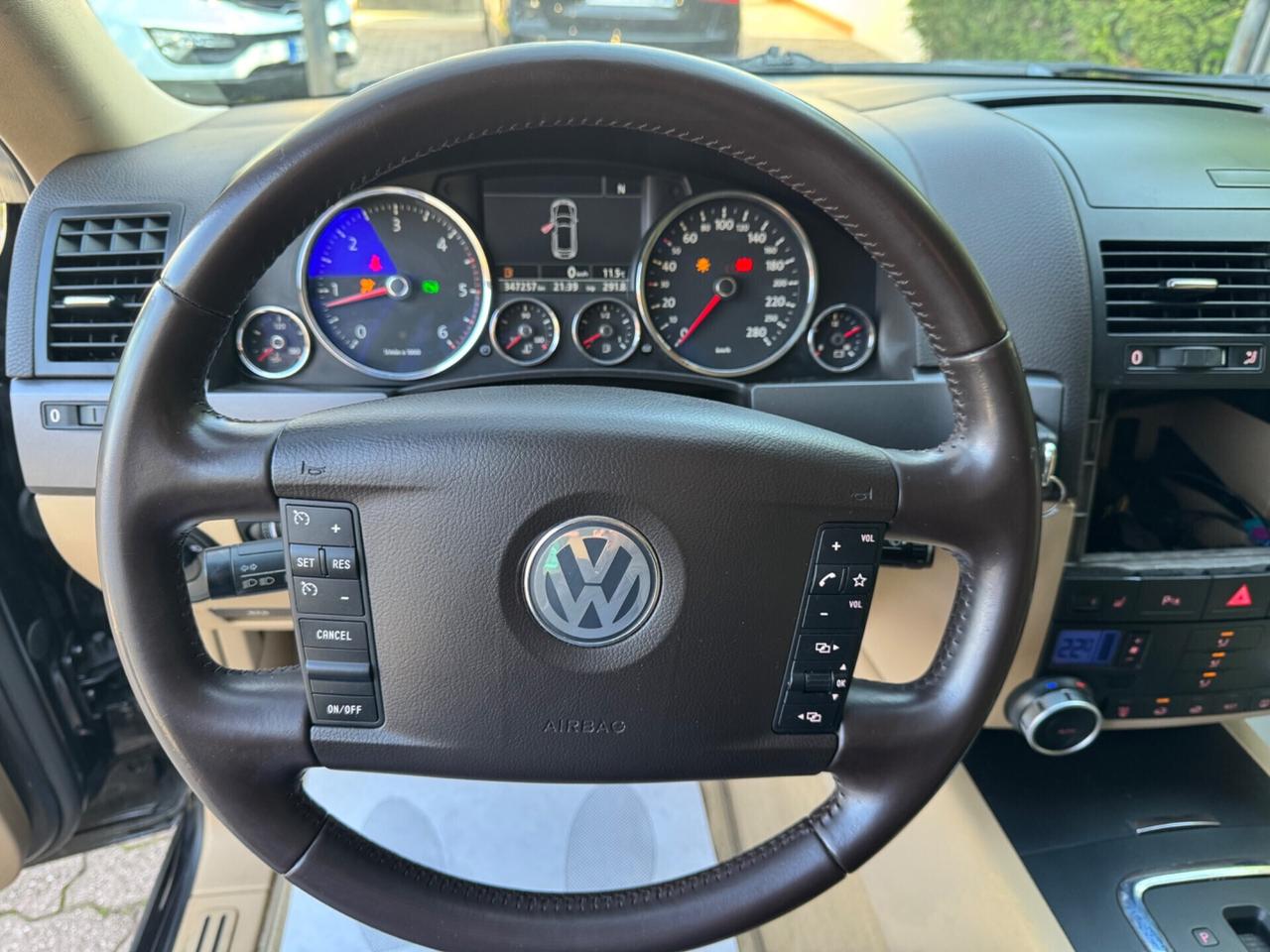 Volkswagen Touareg 3.0/240CV V6 TDI DPF tip. Executive