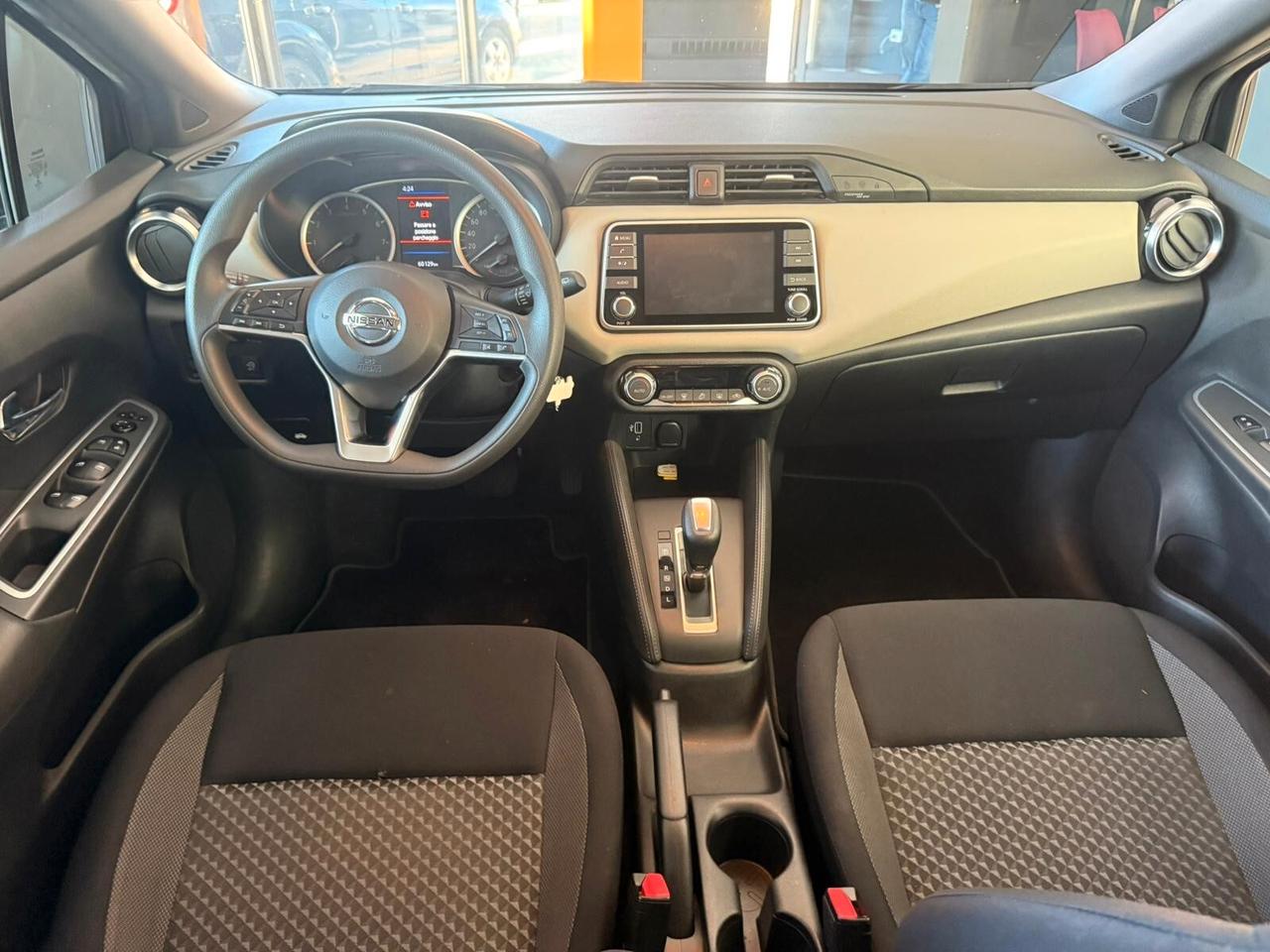 Nissan Micra IG-T 92 Xtronic 5 porte Tekna PARI AL NUOVO