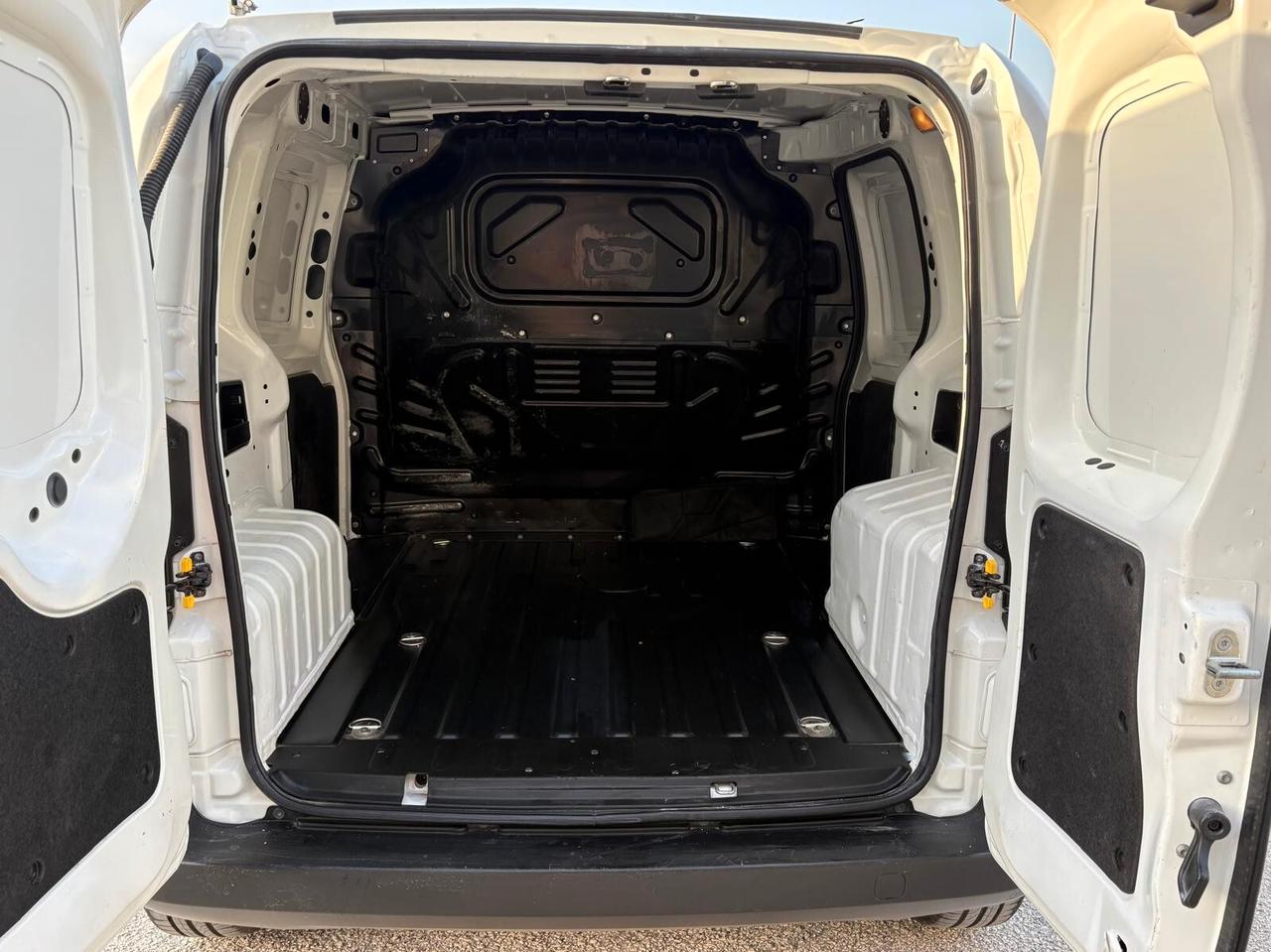 Fiat Fiorino 1.3 MJT 95CV Cargo SX *IVA ESPOSTA*
