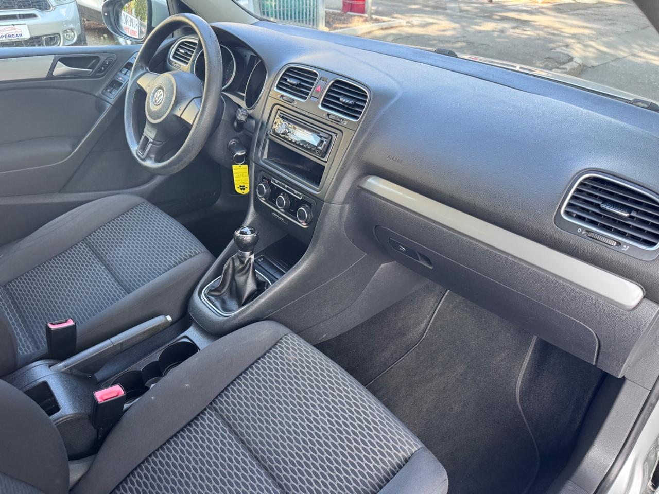 VW Golf 1.6 TDI DPF 5p. Neopaten garanzia 12 mesi
