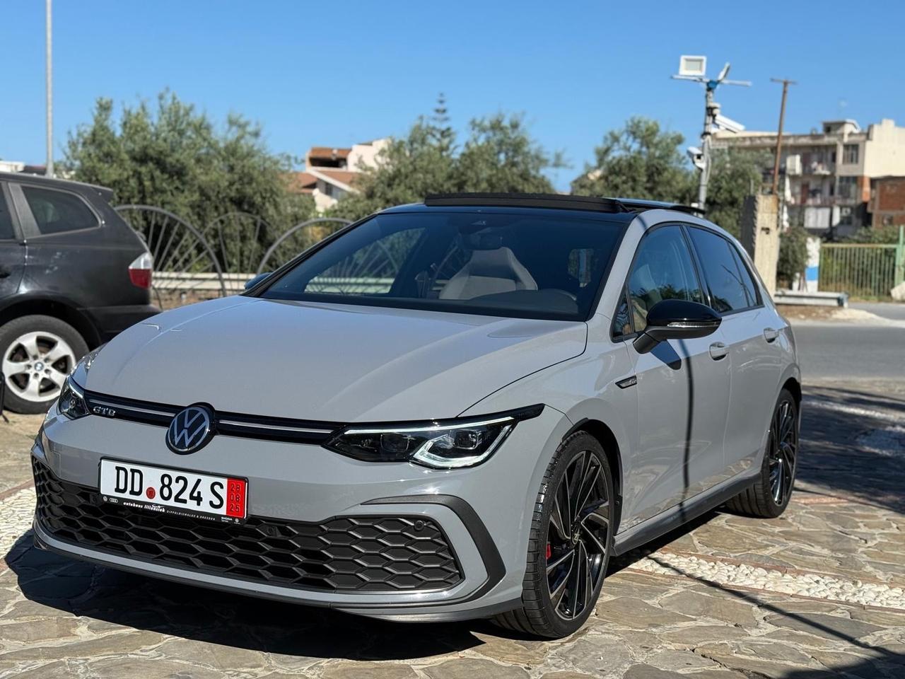 Volkswagen Golf 2.0 TDI DSG GTD Led Tetto Apr. Navy Cam 360* IQ Light