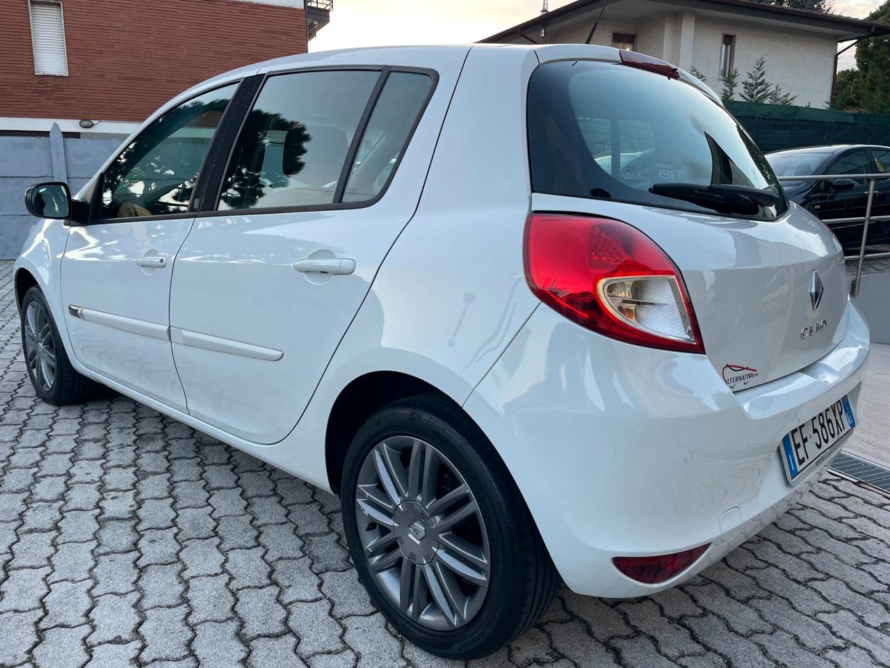 Renault Clio 1.2 16V 5 porte 20th Anniversario