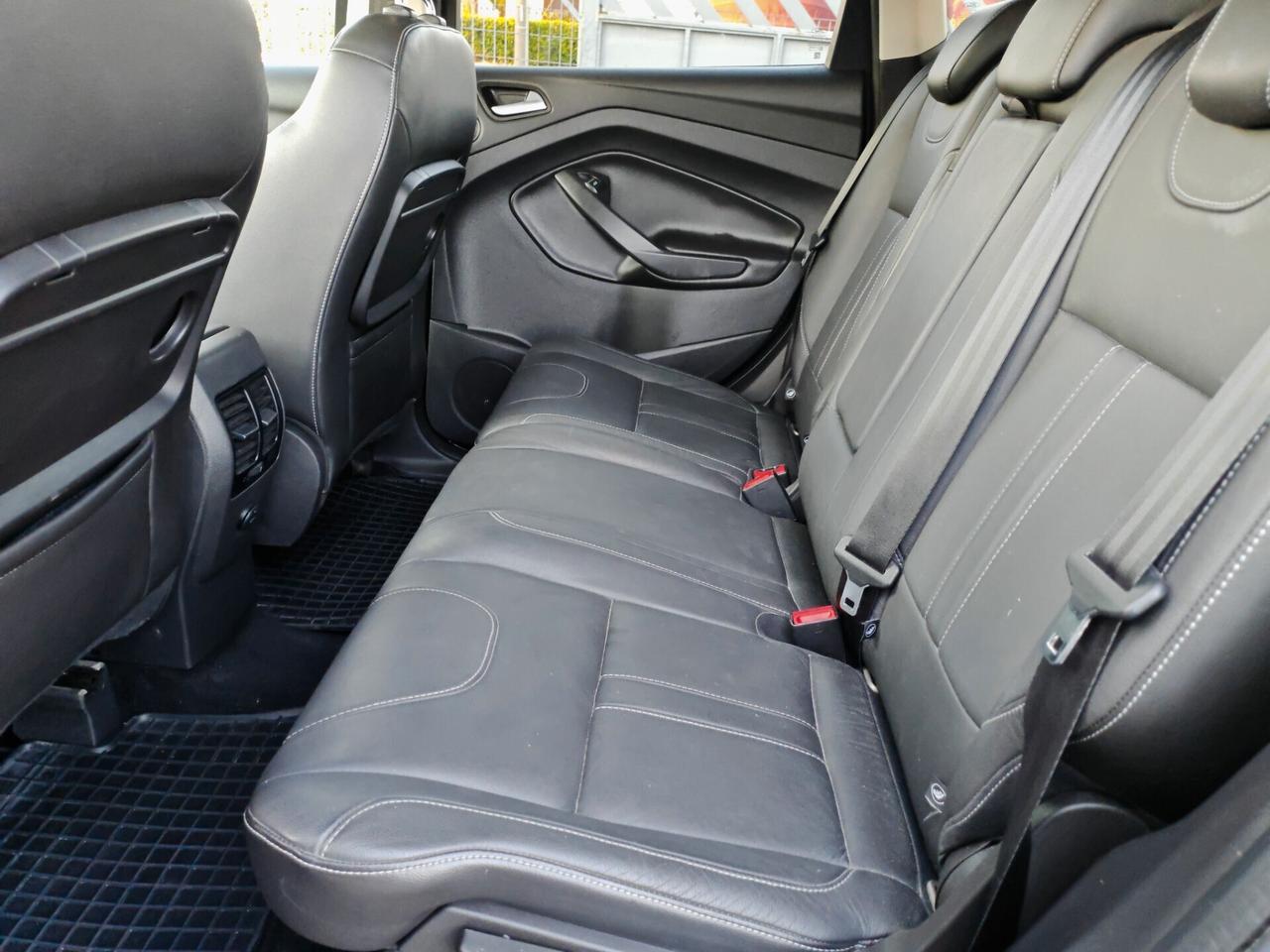 Ford Kuga 2.0 TDCI 163CV Navig cruise led 2013