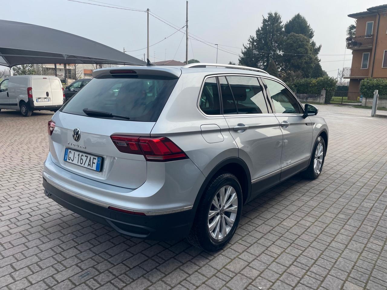 Volkswagen Tiguan 2.0 TDI SCR Life