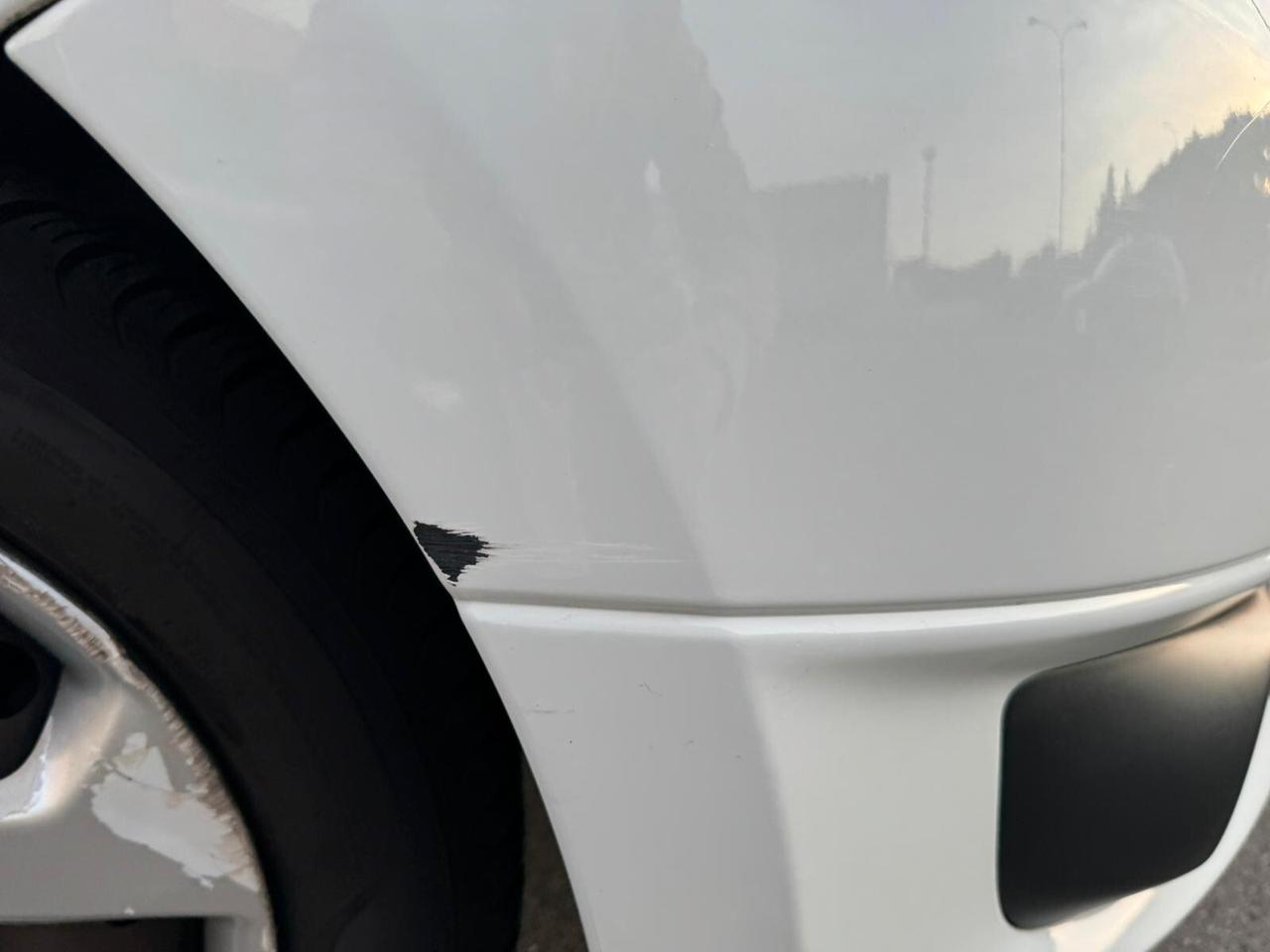 Dacia Sandero 1.2 75CV Lauréate