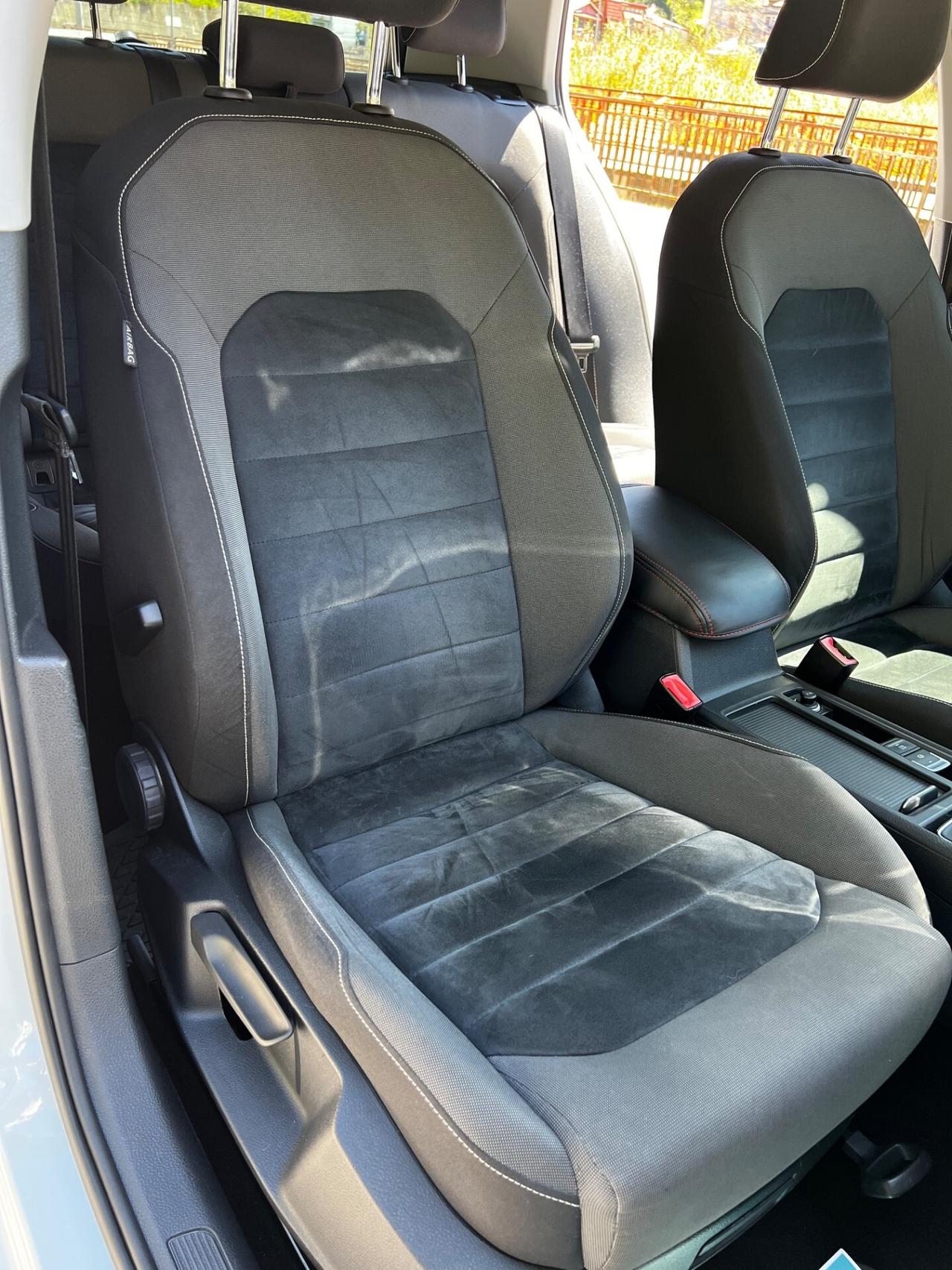 Volkswagen Golf 7 Highline 1.6 TDI 110 CV