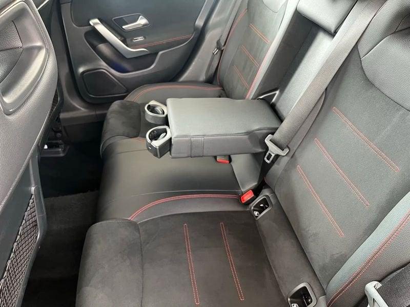 Mercedes-Benz CLA CLA 180 AMG Line Advanced Plus Navi Camera 18"