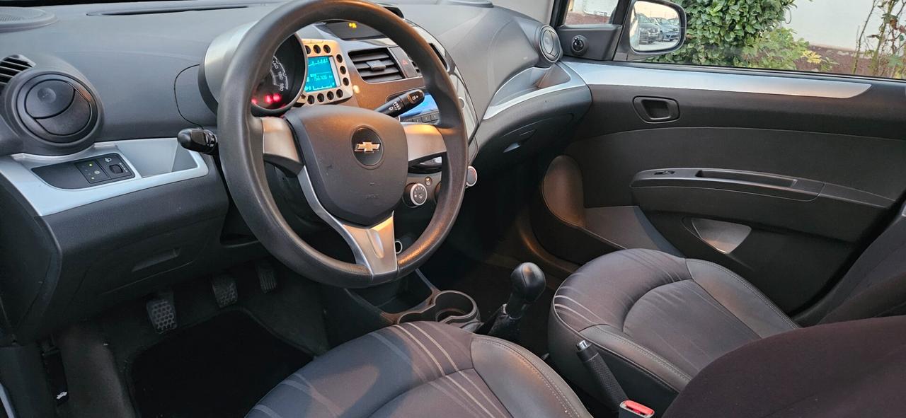 Chevrolet Spark 1.0 LT GPL