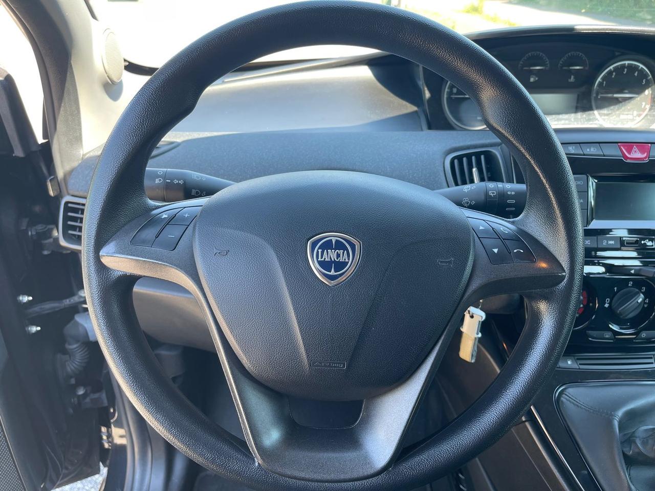 Lancia Ypsilon 1.2 Gpl 68cv Ecochic #10943