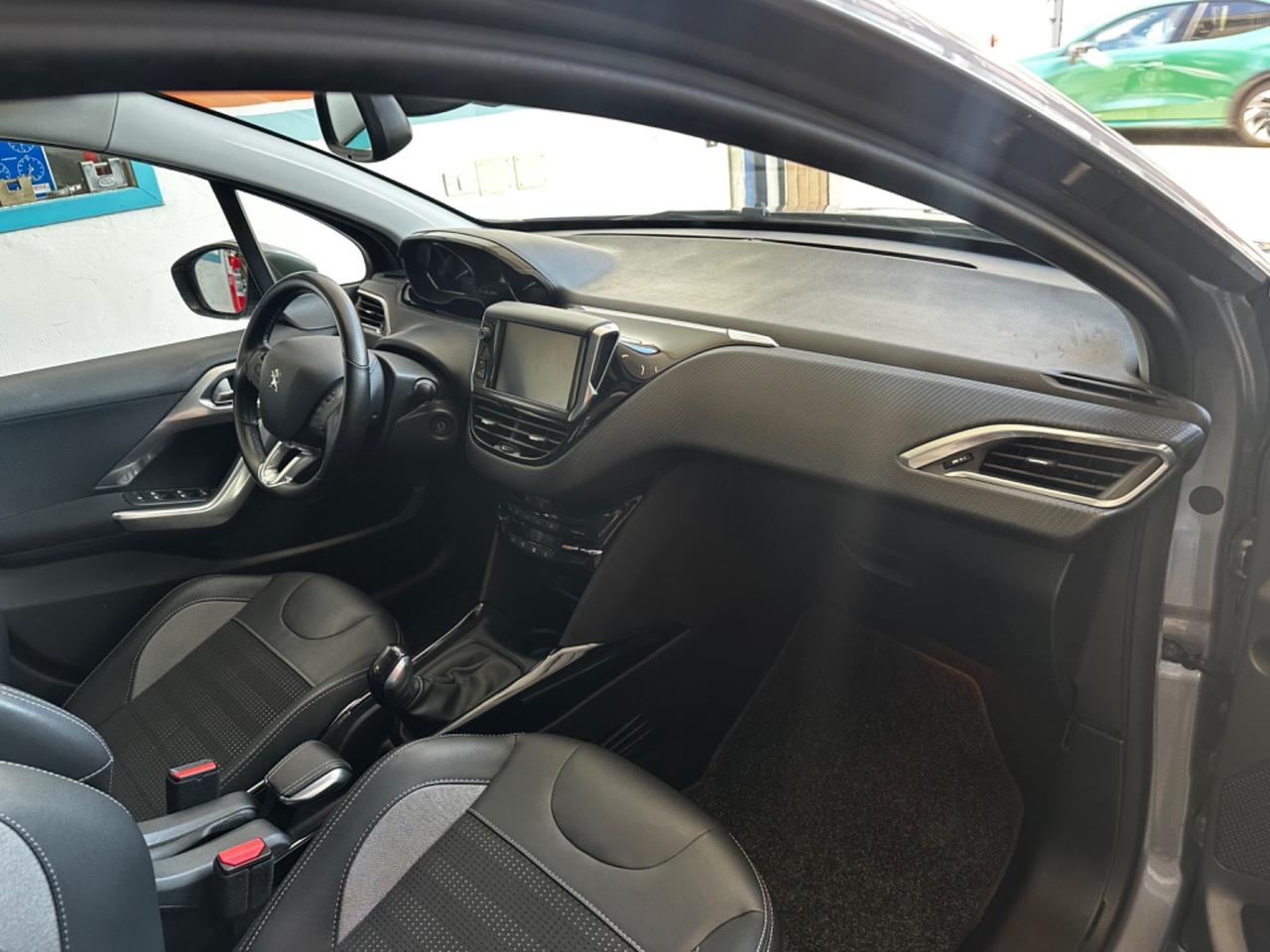 Peugeot 2008 82Cv S&S Allure - Distribuzione fatta - Autonavigli