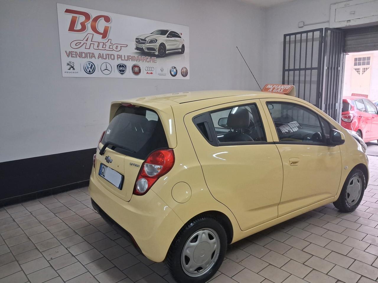 Chevrolet Spark 1.0 gpl 2014 unico prop