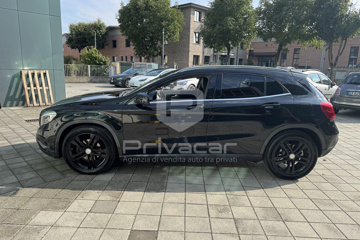 MERCEDES GLA 220 d Automatic 4Matic Sport
