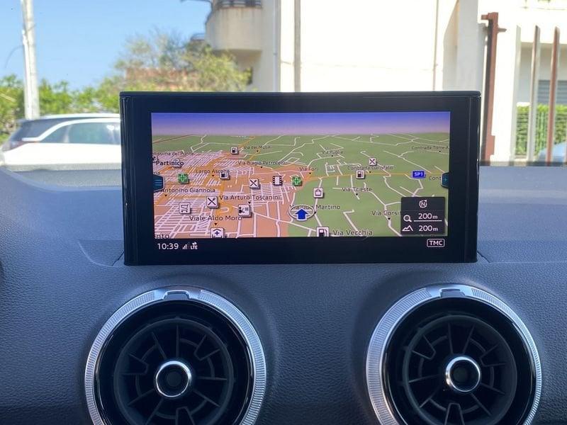 Audi Q2 S Line interno ed esterno 2.0 TDI 150CV s-tronic 35