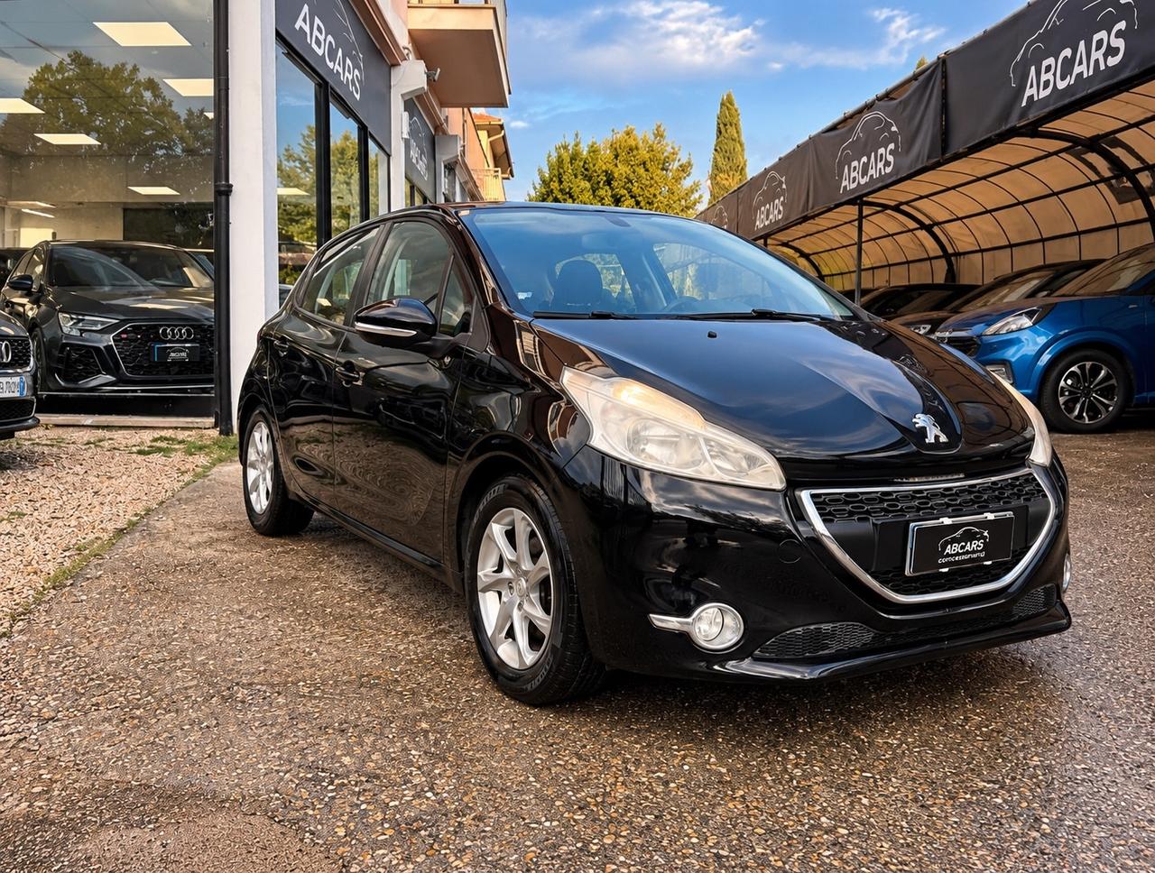 Peugeot 208 1.2 VTi 82 CV 5 porte Allure