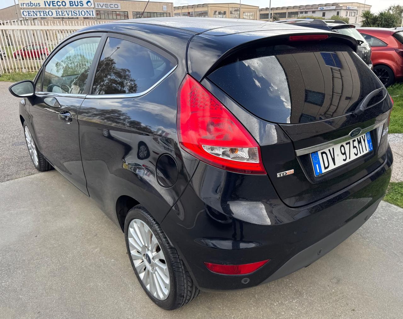 Ford Fiesta 1.4 TDCi Titanium -SOLO 98.000 KM-