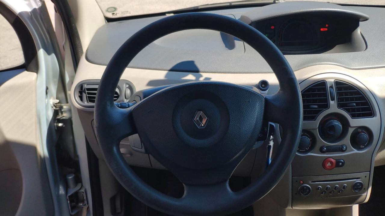 Renault Modus 1.5 dCi 85CV C. Manuale