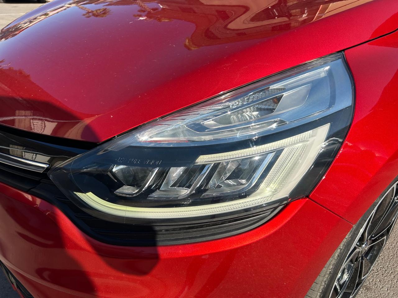 Renault Clio dCi 8V 90 CV 5 porte Moschino Life