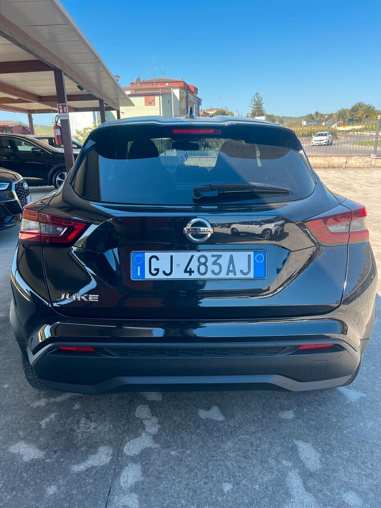 Nissan Juke 1.0 DIG-T 114 CV N-Connecta