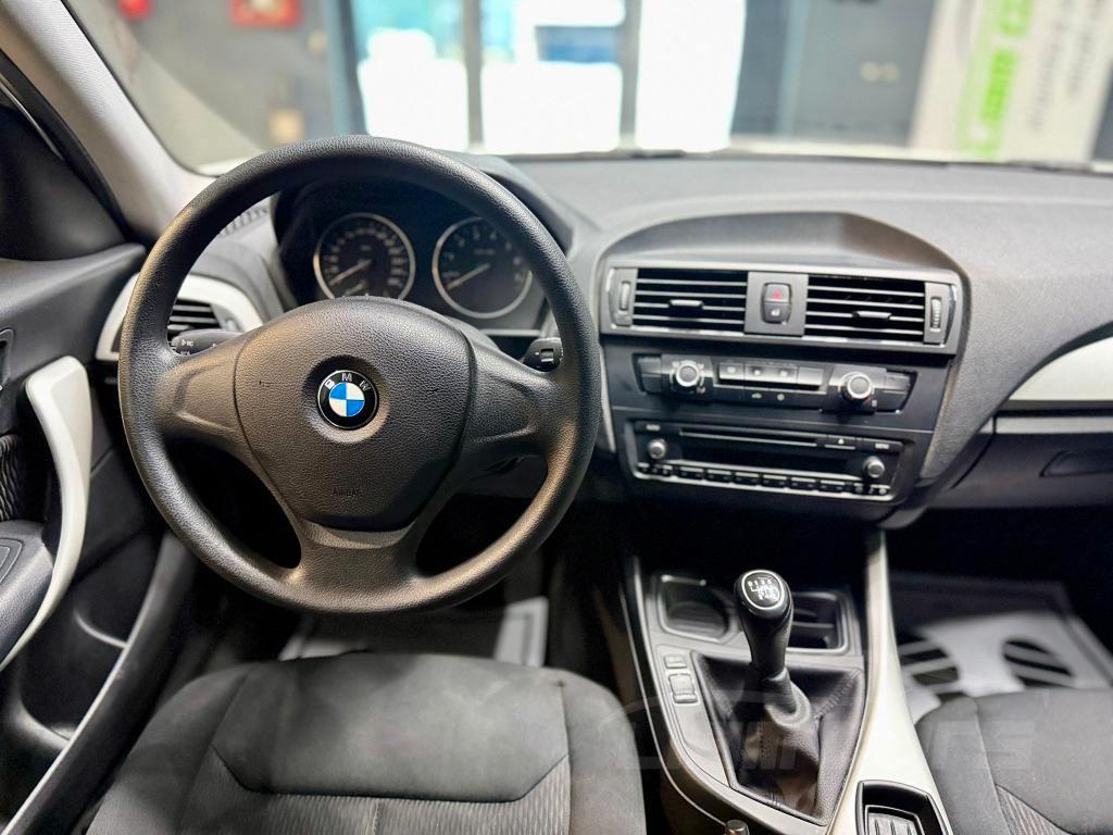 BMW 116 i 5p Joy