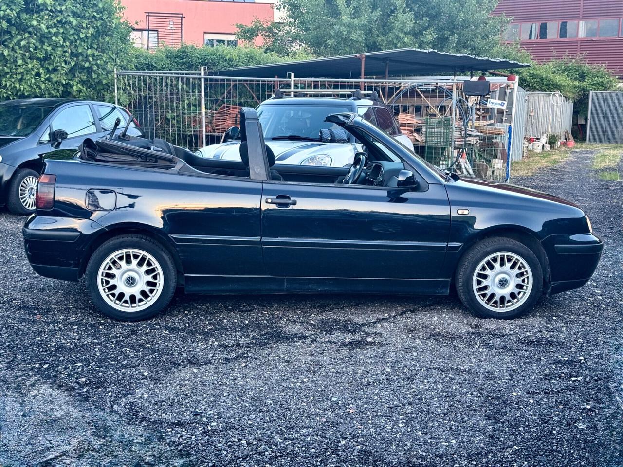 Volkswagen Golf Cabriolet 1.6 benzina 1999 ASI