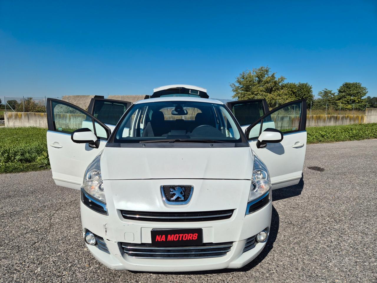 Peugeot 5008 1.6 HDi 112CV 89600 KM!! MY 2013 UNIPROPRIETARIO