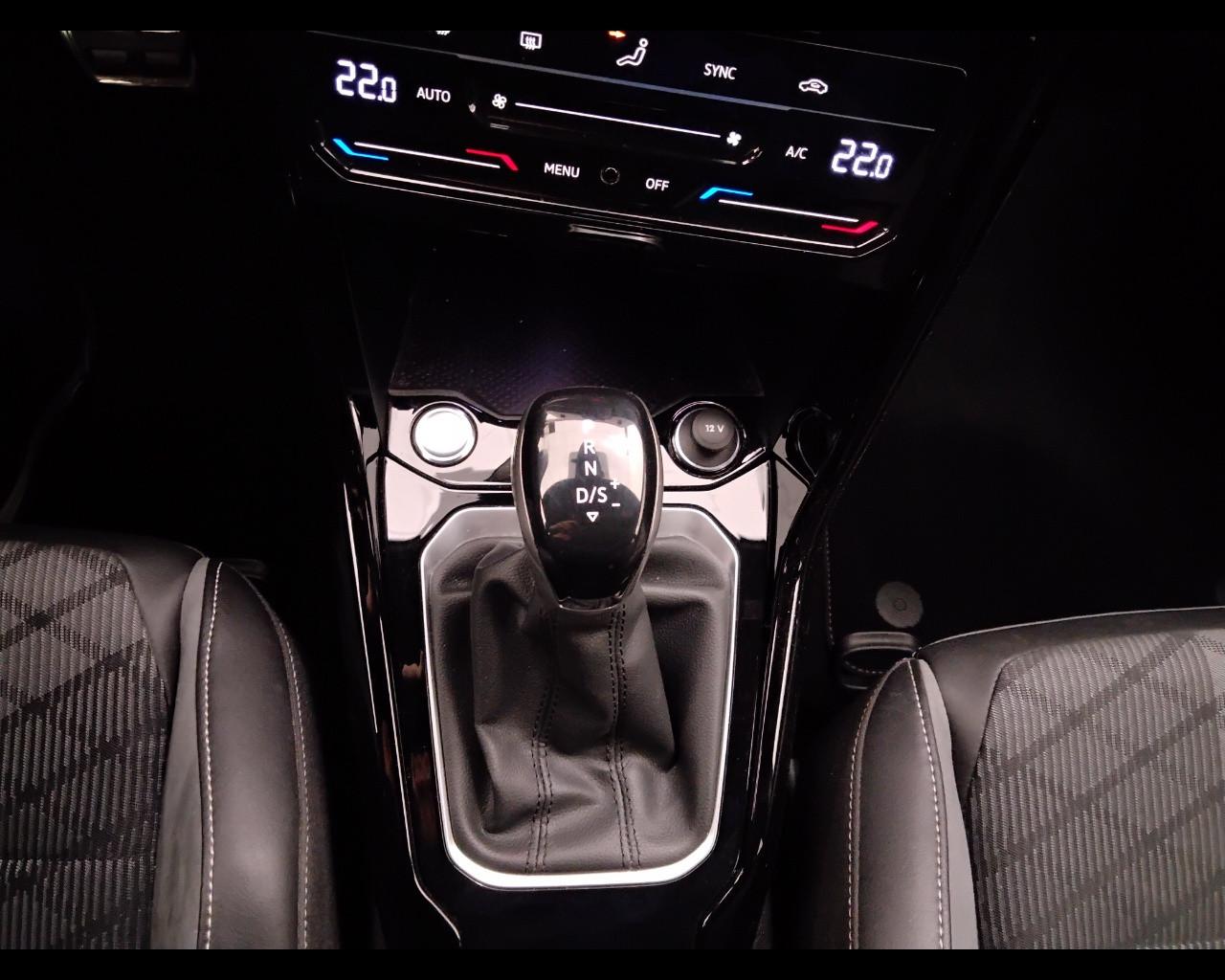 VOLKSWAGEN T-Roc I 2022 - T-Roc 1.5 tsi R-Line dsg