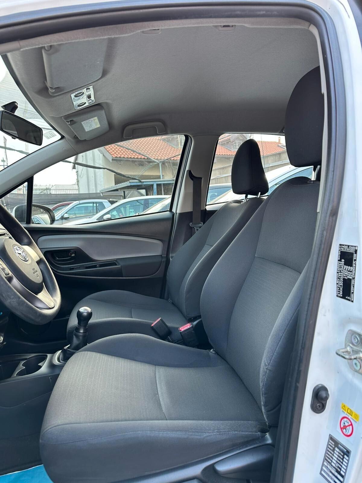 Toyota Yaris 1.0 5 porte - Unico proprietario